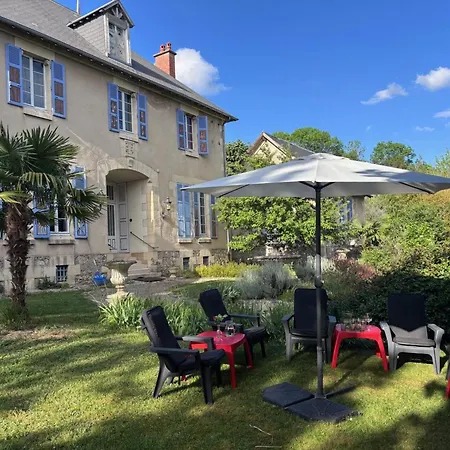 Charme D'antan Avec Jardin Clos Pres De Vichy - Fr-1-489-533 * Sanssat