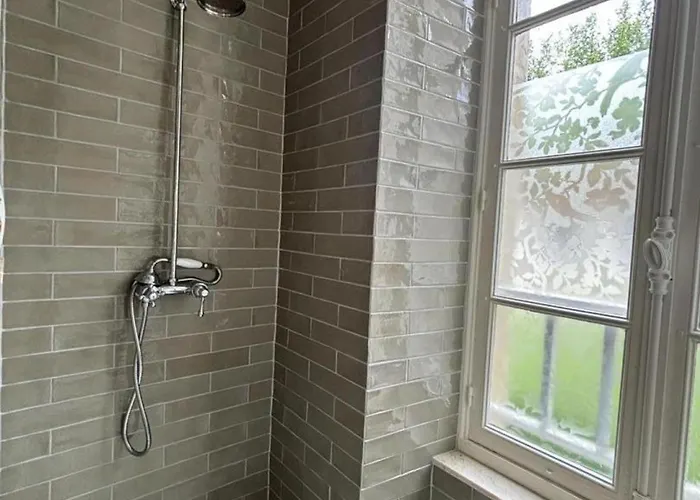 Charme D'antan Avec Jardin Clos Pres De Vichy - Fr-1-489-533 Sanssat