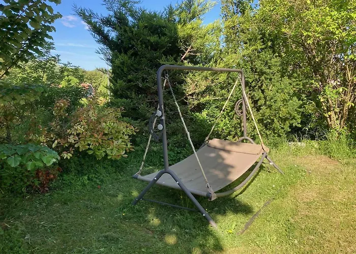 Дом отдыха Charme D'antan Avec Jardin Clos Pres De Vichy - Fr-1-489-533 Sanssat